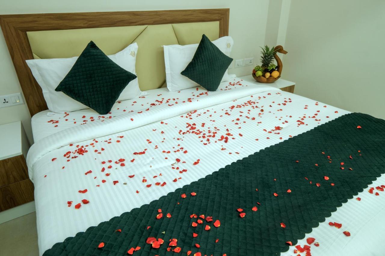 The Heartland Business Hotel, Trivandrum Thiruvananthapuram Екстер'єр фото